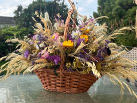 Linda Ann’s FlowerBasket